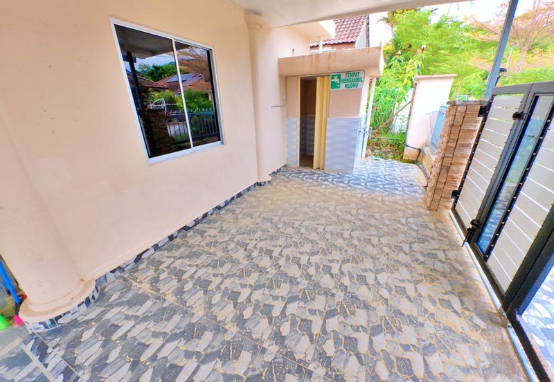 Taman Tasik Semenyih (Lake Residence)