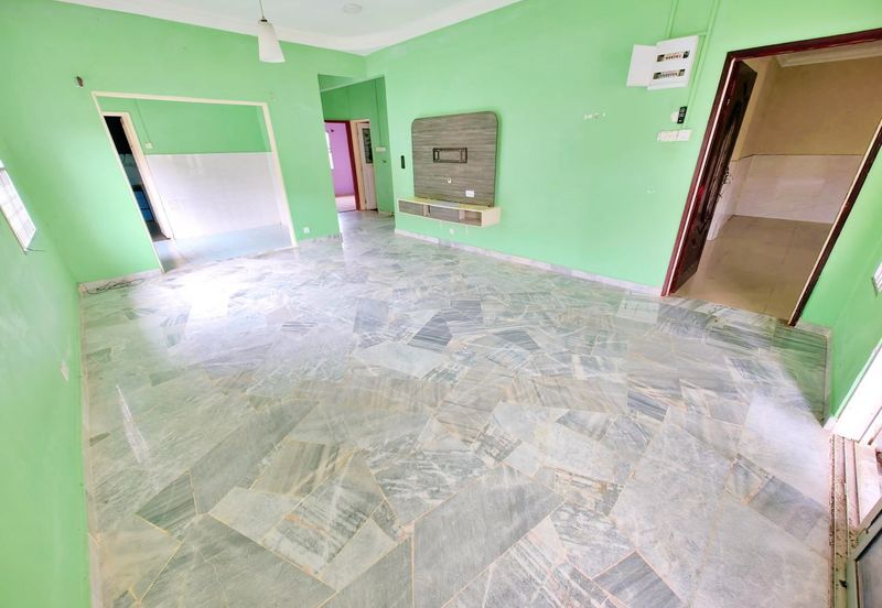 Taman Tasik Semenyih (Lake Residence)