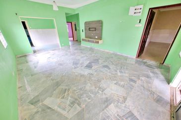 Taman Tasik Semenyih (Lake Residence)