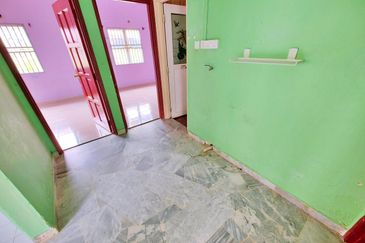 Taman Tasik Semenyih (Lake Residence)