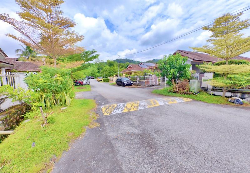 Taman Tasik Semenyih (Lake Residence)