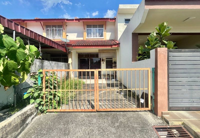 Bandar Baru Salak Tinggi