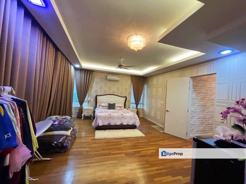 FULLY FURNISHED  RENOVATED 3 Storey Semi D Villa (Cluster) 1080 Residence Puncak Saujana Prima Saujana Kajang, Selangor, Kajang