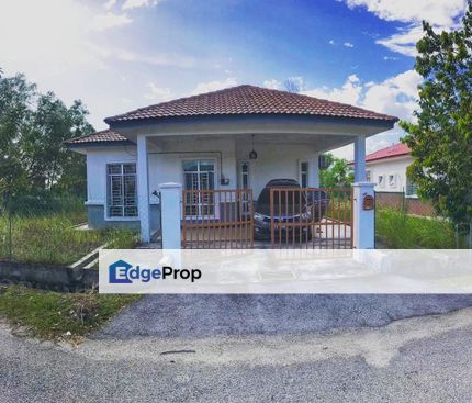 TANAH LUAS Single Storey Bungalow Tasik Senangin Mahkota Hills Negeri Sembilan, Negeri Sembilan, Mantin