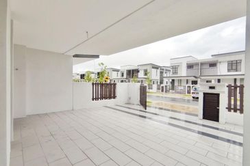 Frossa @ Setia Ecohill 2