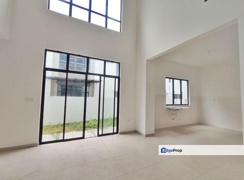 FREEHOLD 2 Storey Semi D Cluster with 5FT Land Frossa Ecohill 2 Semenyih, Selangor, Beranang