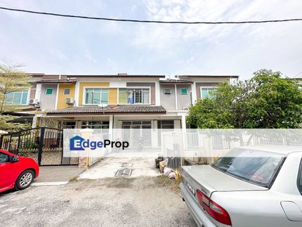 Double Storey House Taman Intan Baiduri Salak Tinggi Sepang, Selangor, Sepang