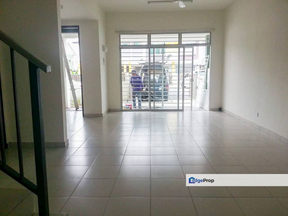 Double Storey House Taman Intan Baiduri Salak Tinggi Sepang, Selangor, Sepang