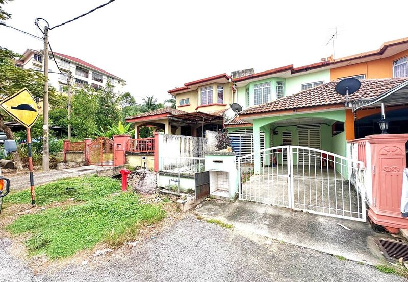 Taman Mawar (Sepang)