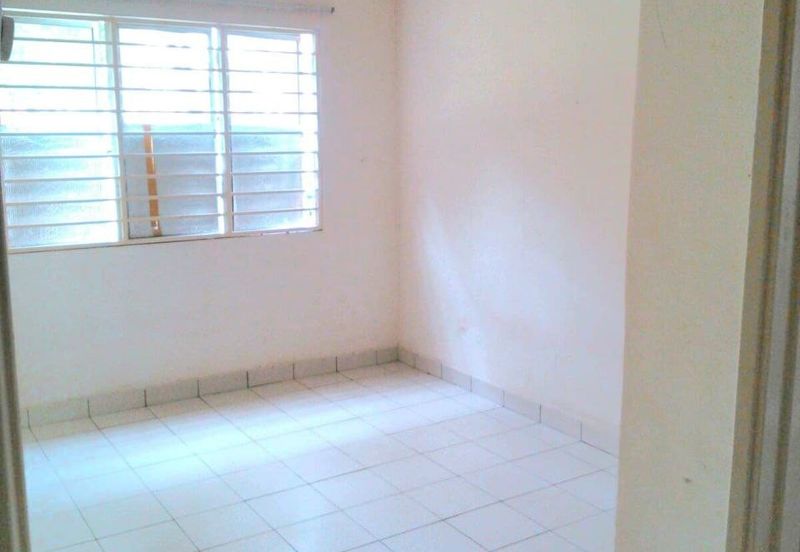 Apartment Teratai, Taman Sutera