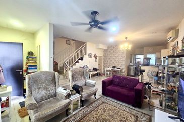 Laman Delfina @ Nilai Impian