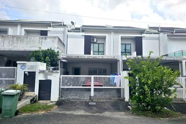 Laman Delfina @ Nilai Impian