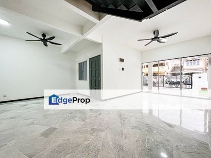 Taman Kinrara Seksyen 2 Puchong  2 Storey Terrace House NEWLY REFURBISHED, Selangor, Puchong