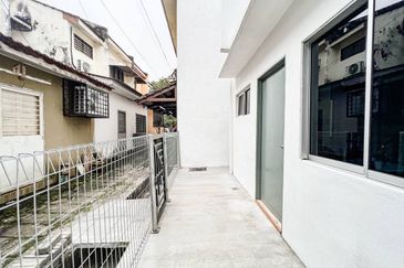 Taman Kinrara Seksyen 2