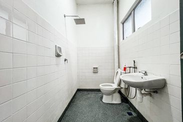 Taman Kinrara Seksyen 2