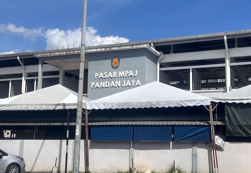 Flat Pandan Jaya Blok L13