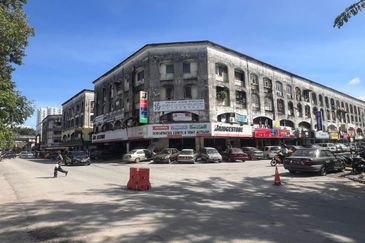 Flat Pandan Jaya Blok L13