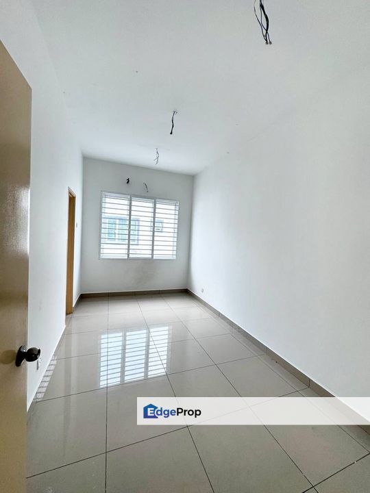 RENOVATED EXTENDED 2 Storey Semi D Hillview Residence Kajang, Selangor, Semenyih