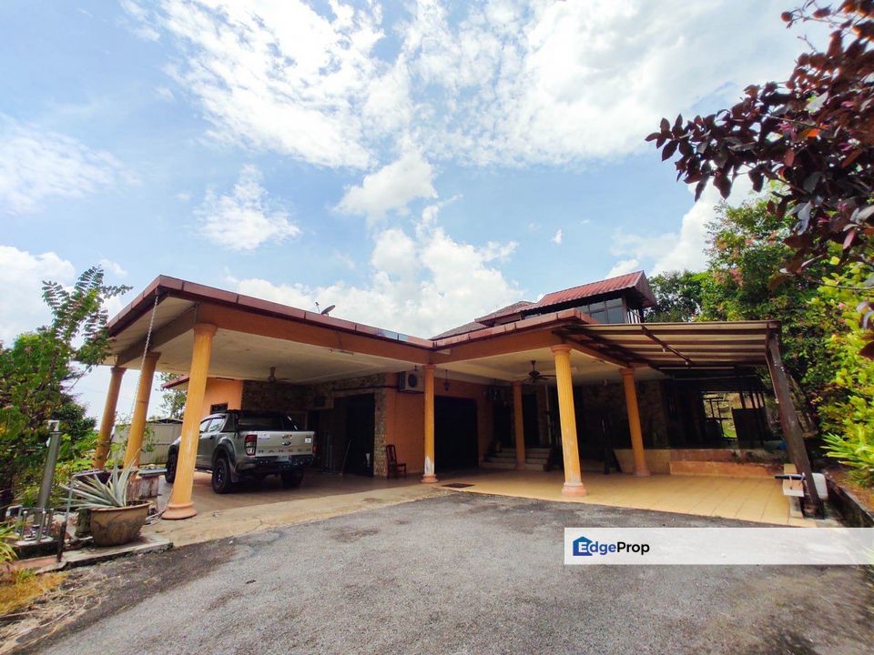 Sungai Kantan Kajang 1.5 Storey Bungalow BIG LAND For Sale, Selangor, Kajang