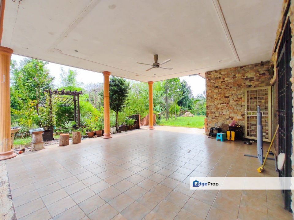 Sungai Kantan Kajang 1.5 Storey Bungalow BIG LAND For Sale, Selangor, Kajang