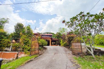 Kampung Sungai Kantan