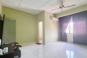 Taman Tasik Semenyih (Lake Residence)