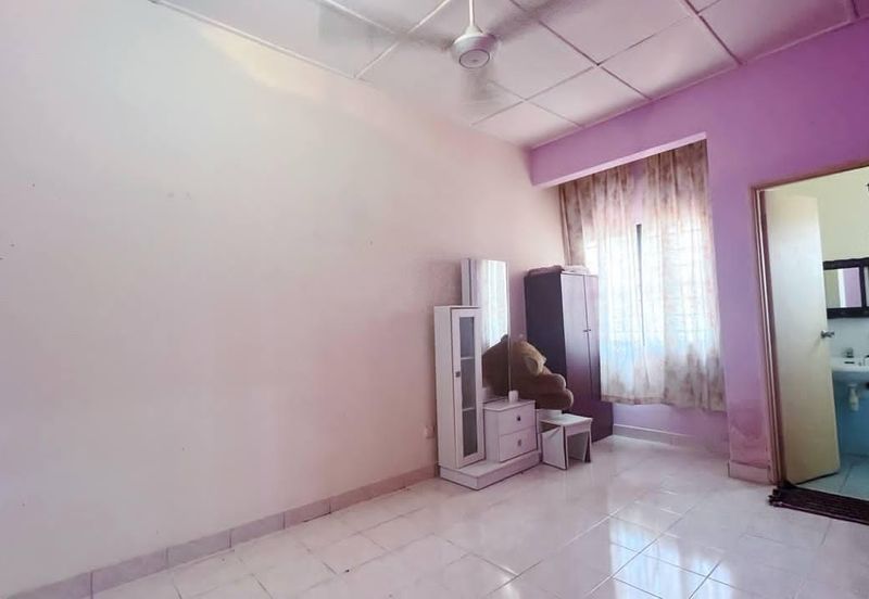 Taman Tasik Semenyih (Lake Residence)