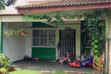 Taman Tasik Semenyih (Lake Residence)