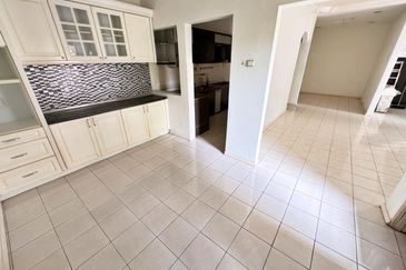 Seksyen 6 @ Bandar Bukit Mahkota