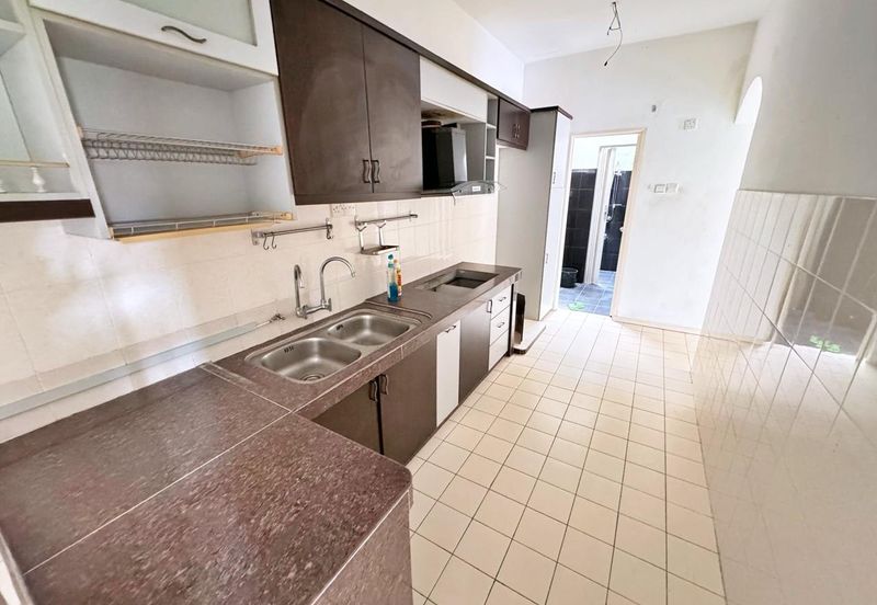 Seksyen 6 @ Bandar Bukit Mahkota