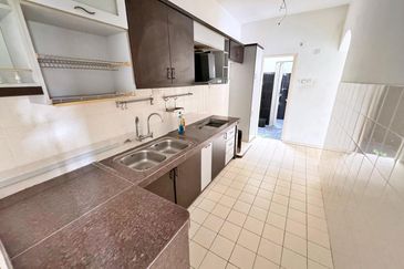 Seksyen 6 @ Bandar Bukit Mahkota