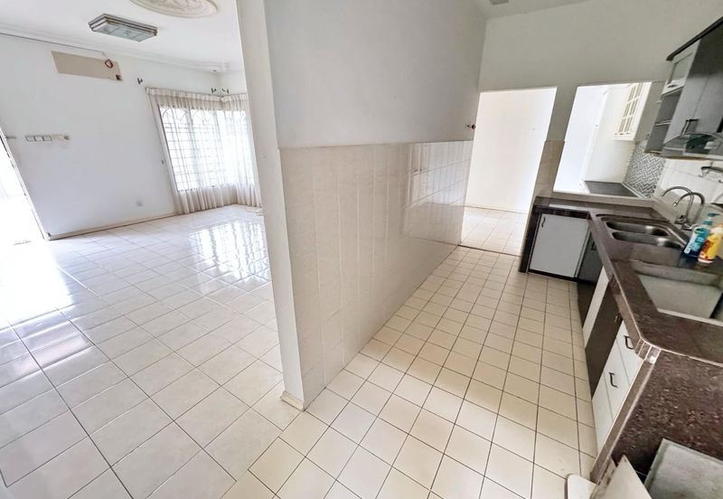 Seksyen 6 @ Bandar Bukit Mahkota