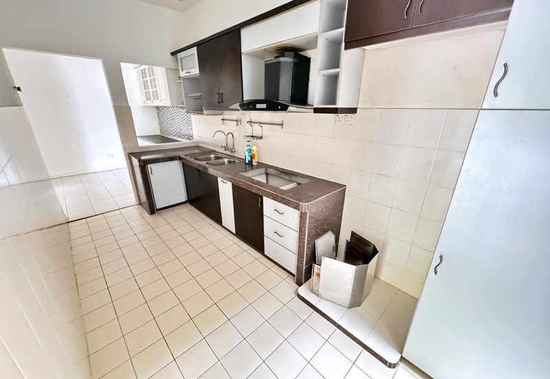 Seksyen 6 @ Bandar Bukit Mahkota