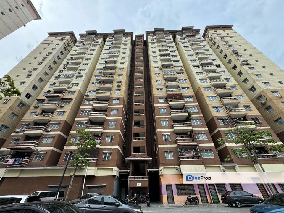 Apartment Laguna Biru 1 Taman Tasik Biru Kundang Rawang CORNER UNIT View Forest For Sale, Selangor, Rawang