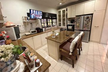 Seksyen 8, Kota Damansara