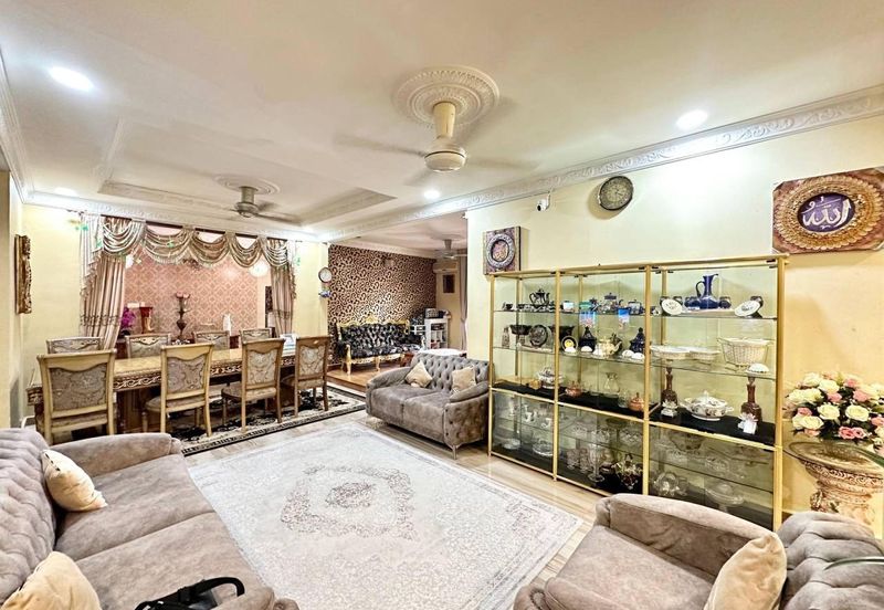 Desa Pinggiran Putra