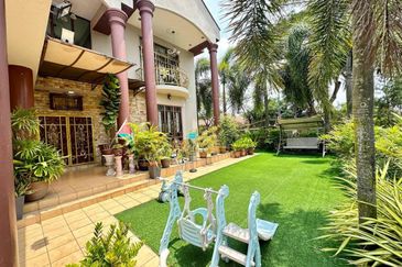 Desa Pinggiran Putra