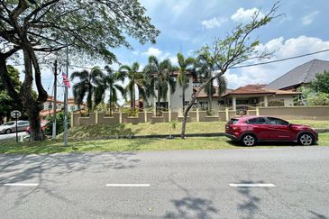 Desa Pinggiran Putra