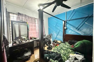 AU 1 (Datuk Keramat)