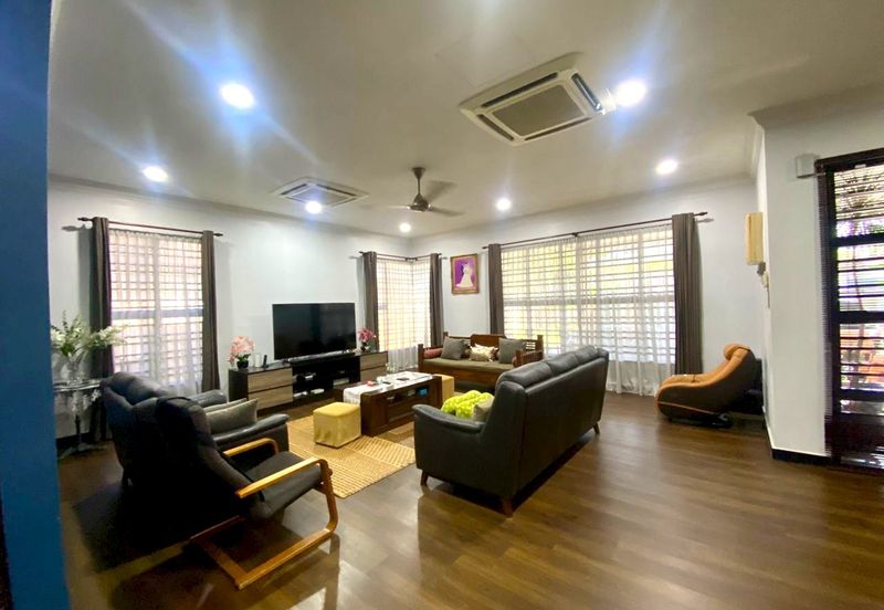 Putra Hill Residency