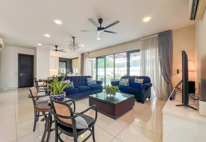 Bangi Lakehill Villas