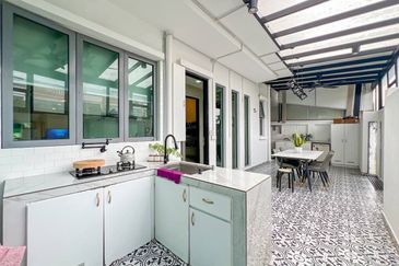 Bangi Lakehill Villas