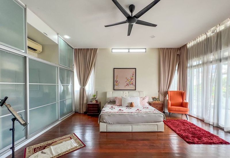 Bangi Lakehill Villas