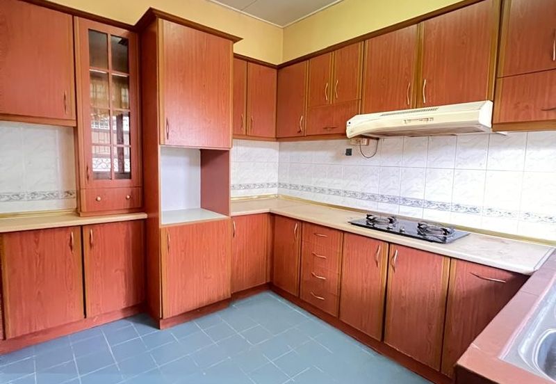 Taman Tasik Semenyih (Lake Residence)