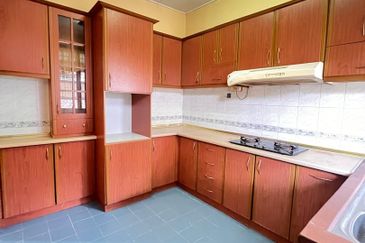 Taman Tasik Semenyih (Lake Residence)