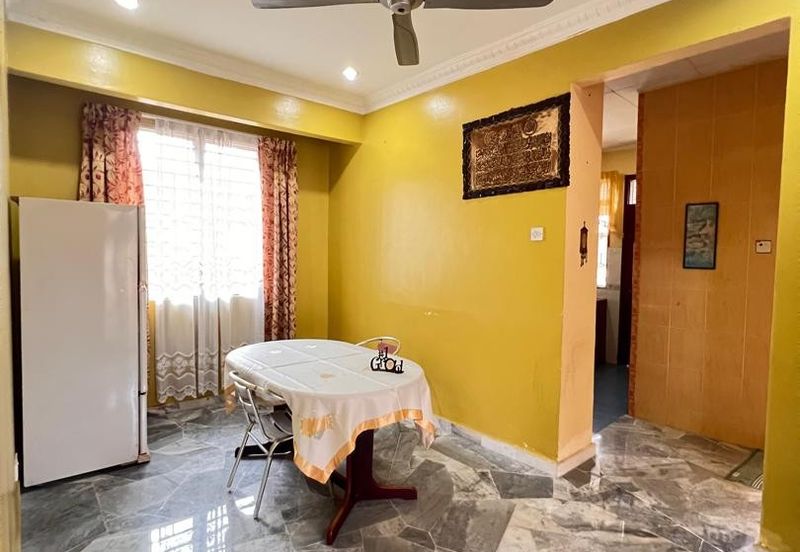 Taman Tasik Semenyih (Lake Residence)