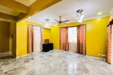 Taman Tasik Semenyih (Lake Residence)