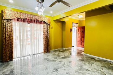 Taman Tasik Semenyih (Lake Residence)