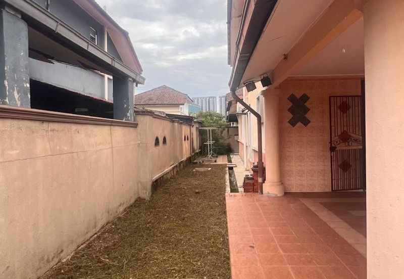 Taman Tasik Semenyih (Lake Residence)