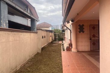 Taman Tasik Semenyih (Lake Residence)